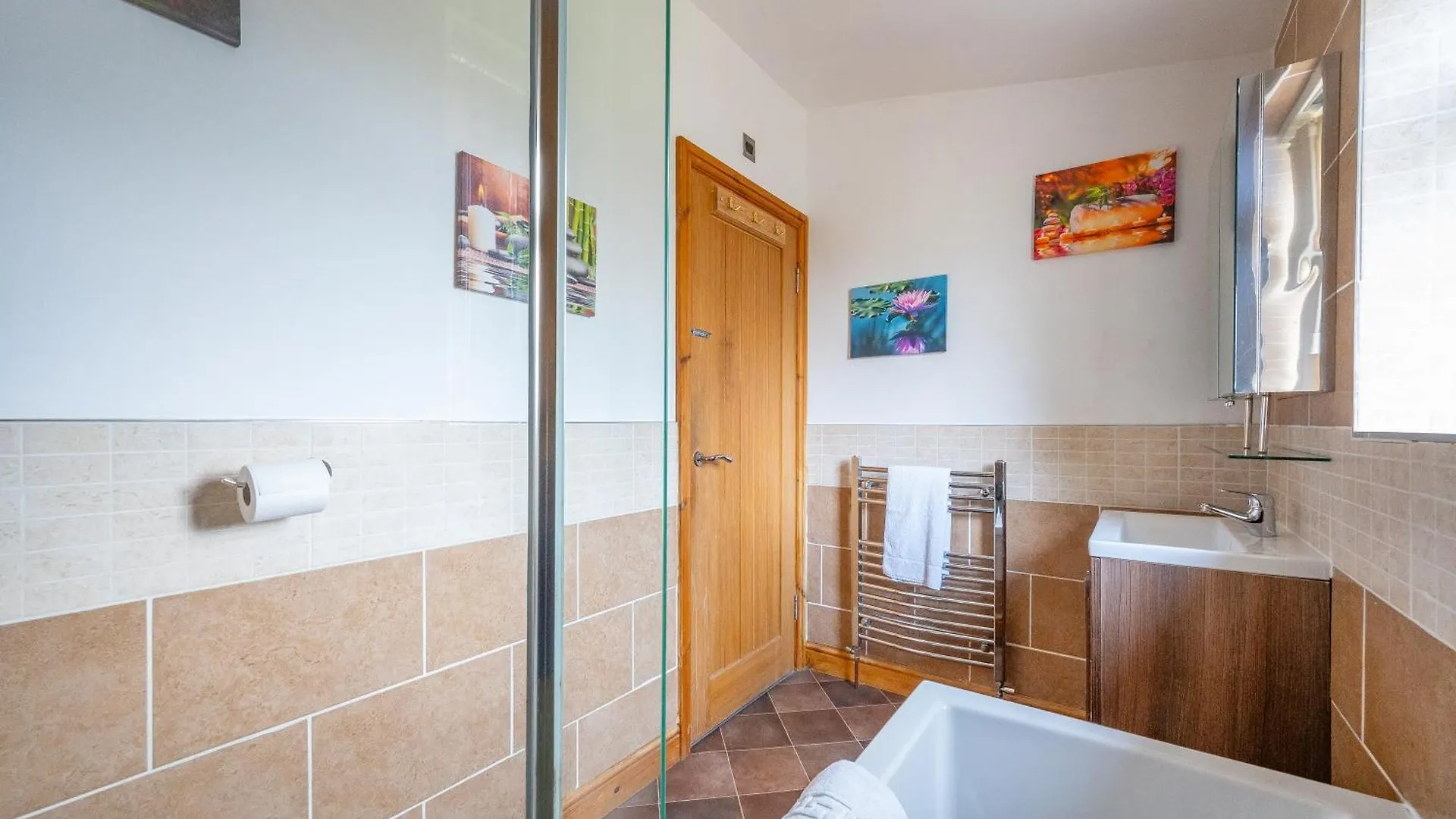*Rb98Bl* For Your Most Relaxed & Cosy Stay + Free Parking + Free Fast Wifi * Leeds  0*, Leeds (West Yorkshire)